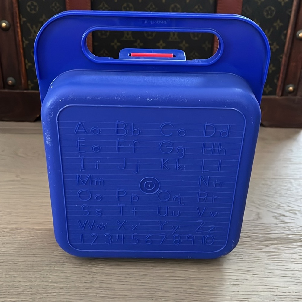 Vintage Tupperware Pokémon Lunchbox – 2000 – NEW - Picture 3 of 6